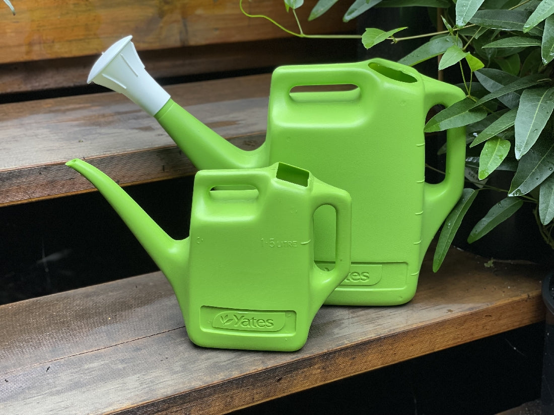 YATES WATERING CAN