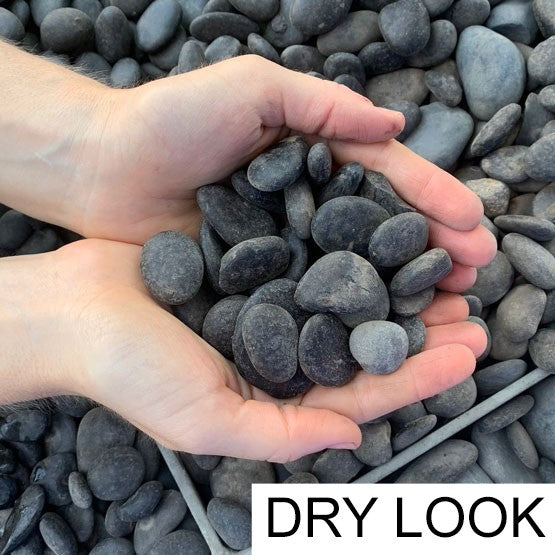 Pebble Black Polished Small 20kg(20-30mm) front packaging