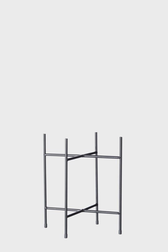 Iris Pot Stand Short front view