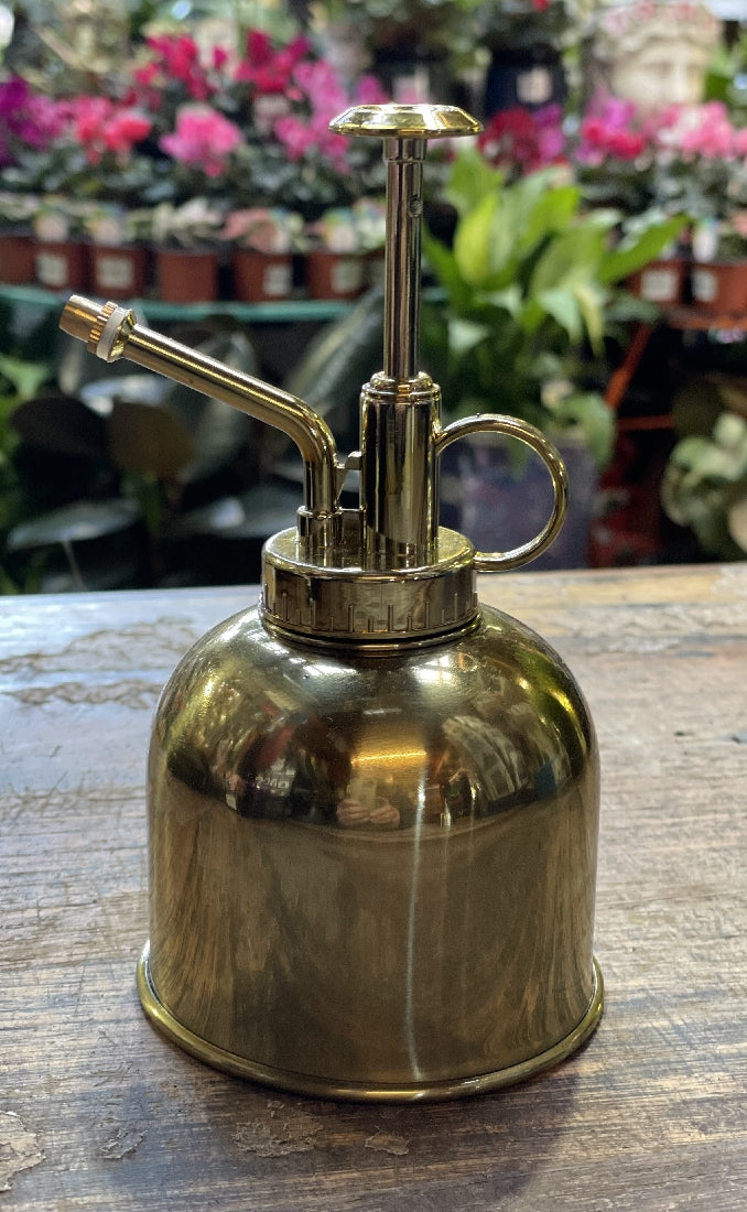 Ryset Retro Antique Brass Mister 300ml available at Newtown Garden Market