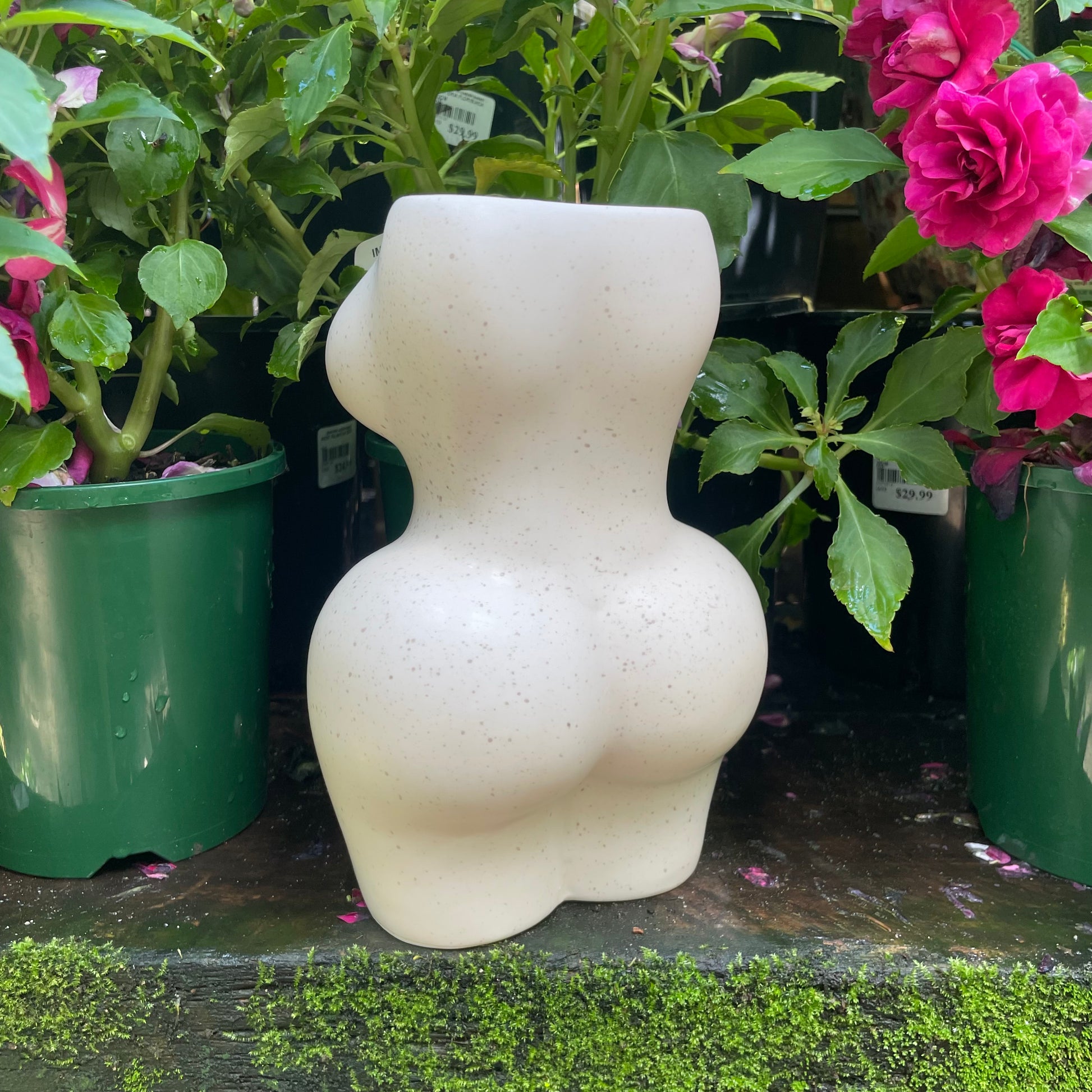 Booty Vase 22cm detail view